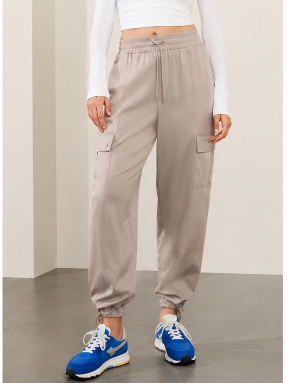 Athleta Celestial High Rise Utility Pant Feather XS Cargo Jogger TENCEL Lyocell